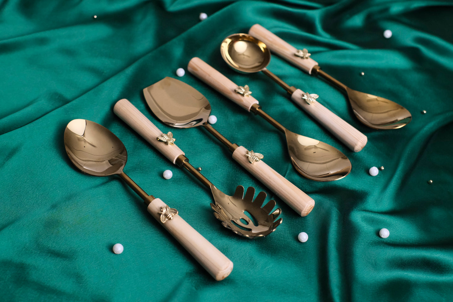 Beechwood QueenBee Serving Set
