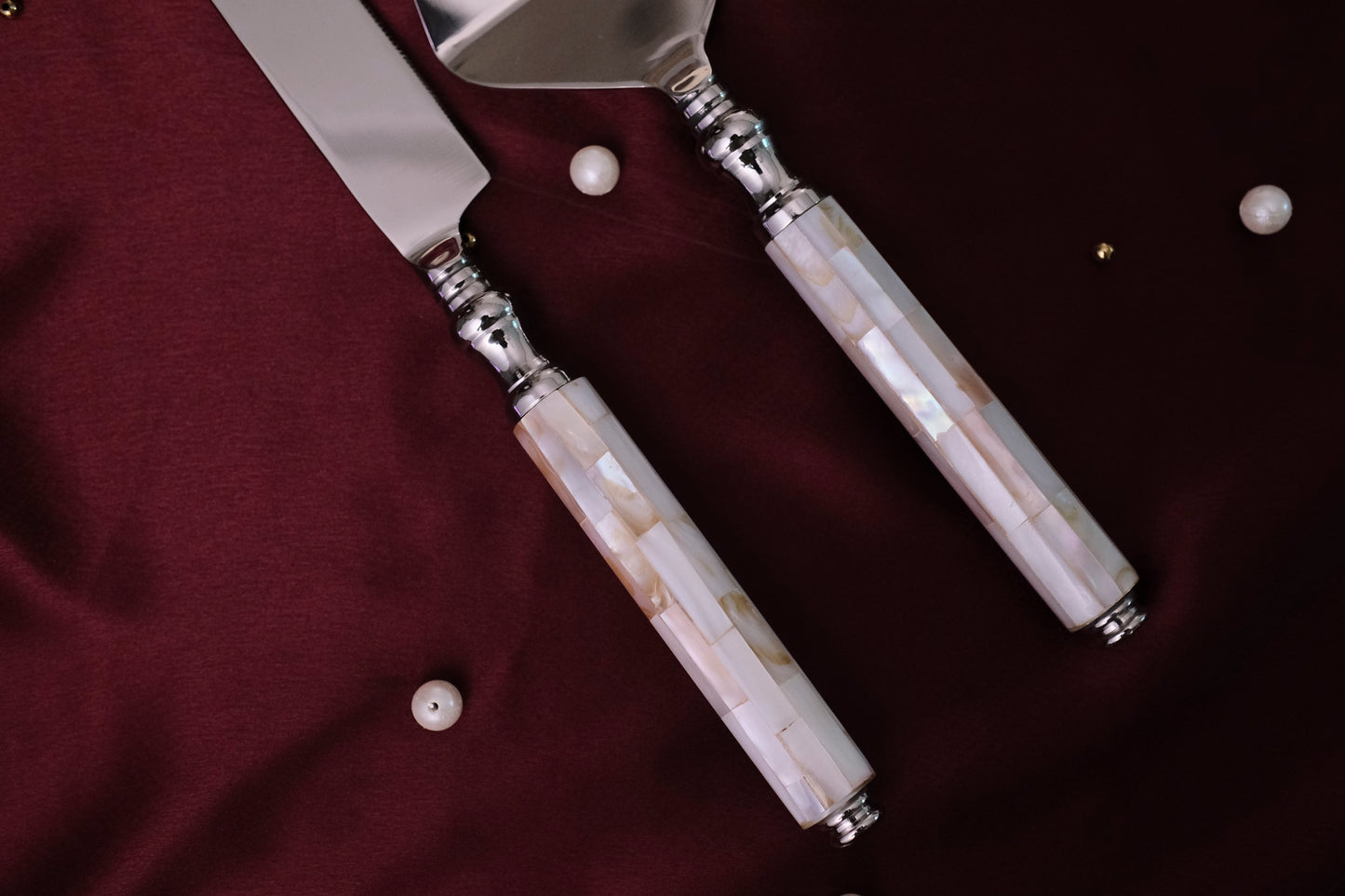 Cream Silver Round Marble Cake Set