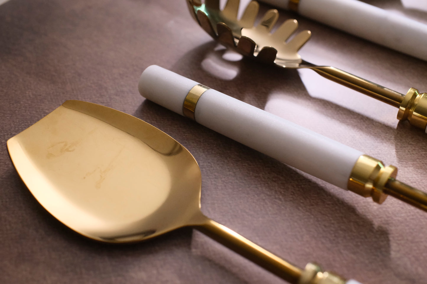 Sphere White and Gold Serving Set