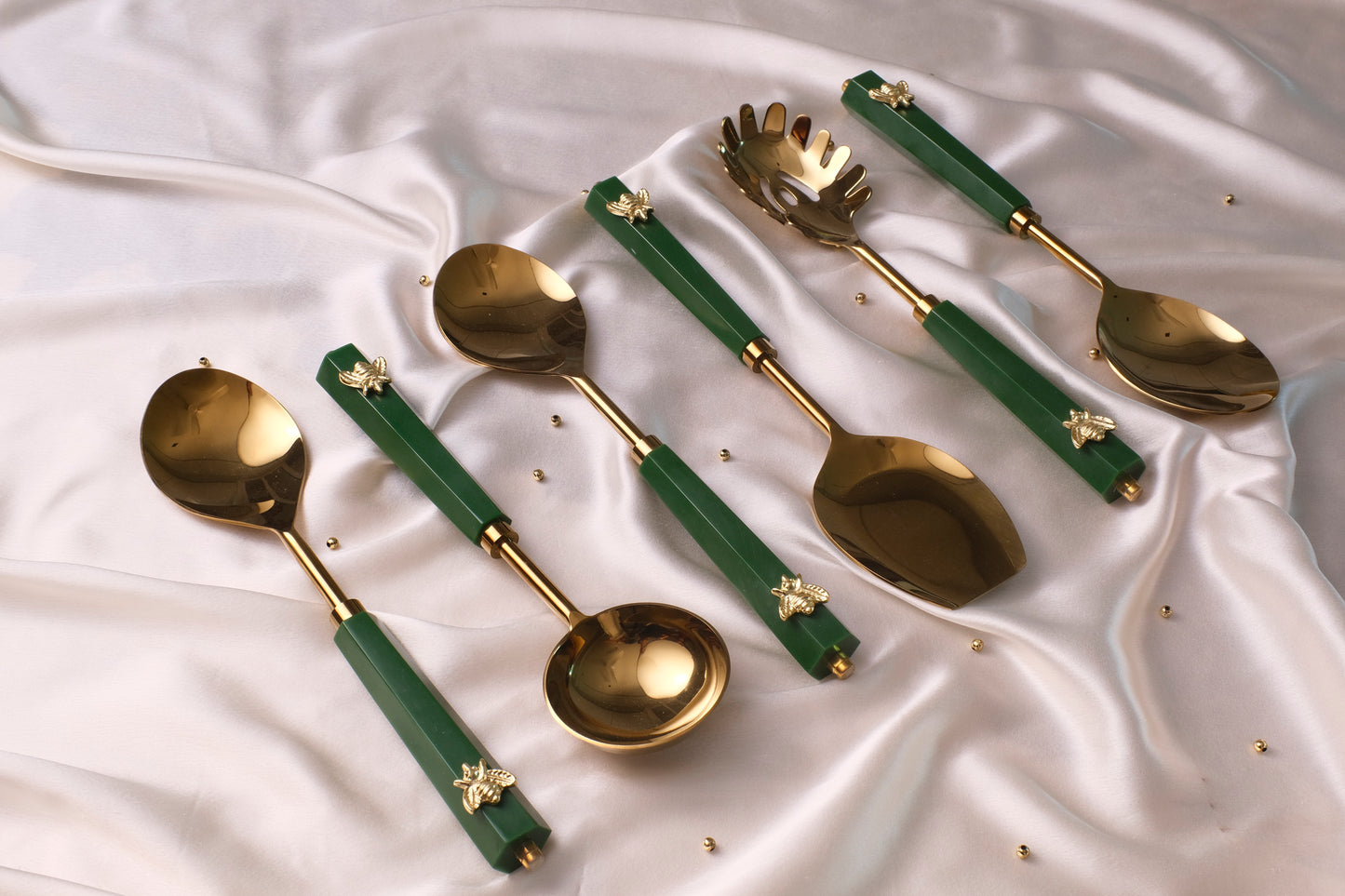 Green QueenBee Serving Set