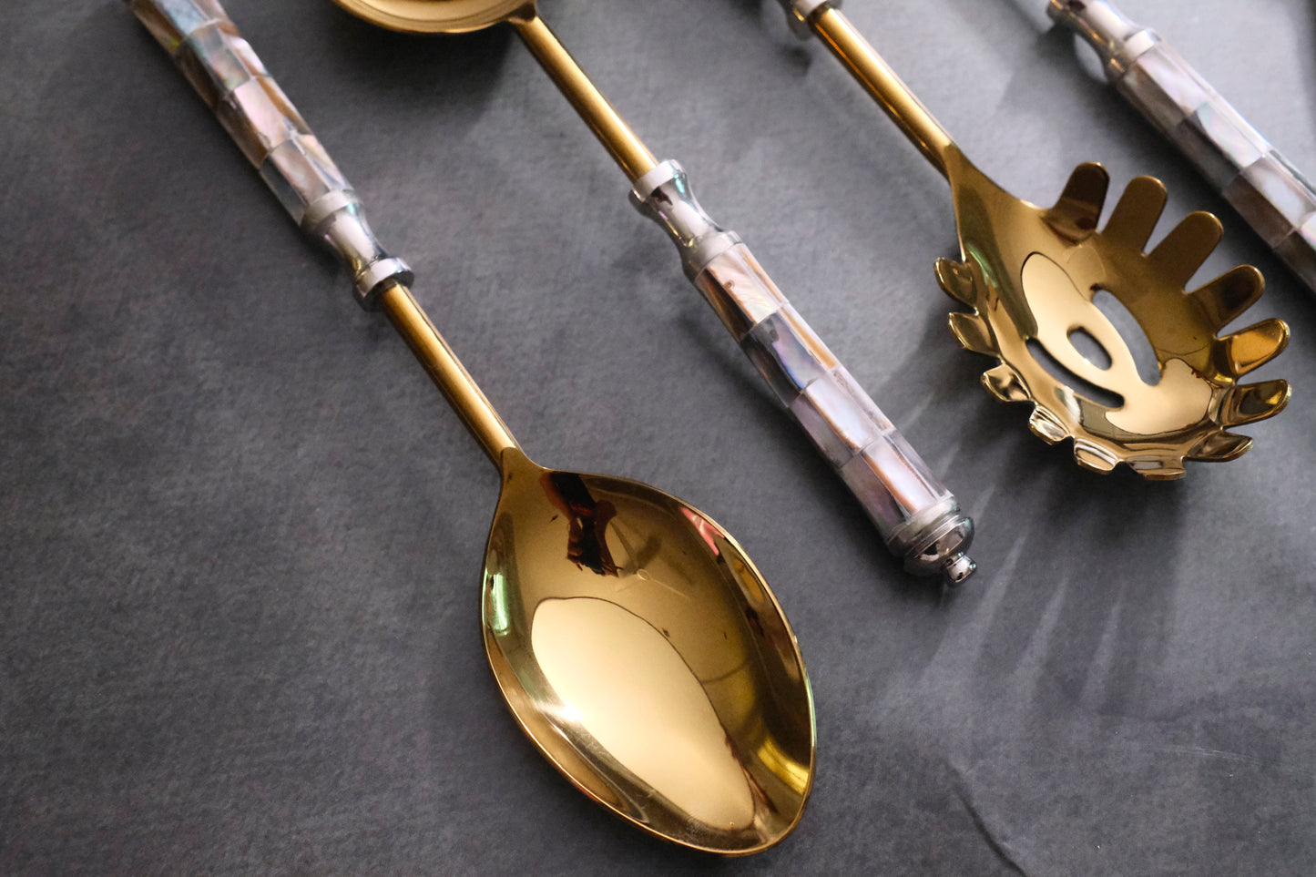 Grey Gold Round Marble Serving Set