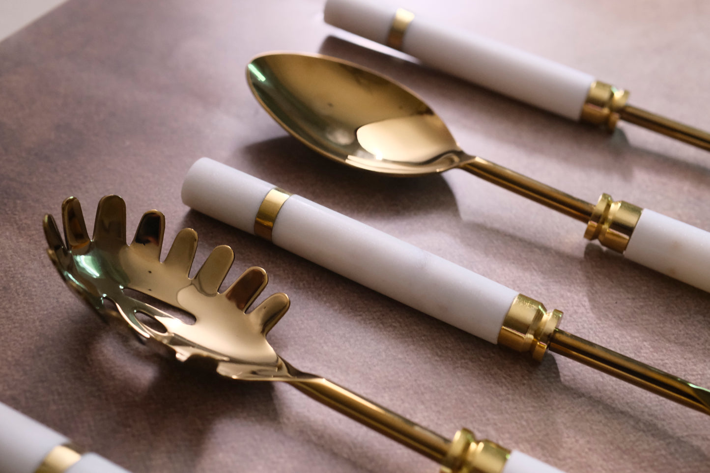 Sphere White and Gold Serving Set